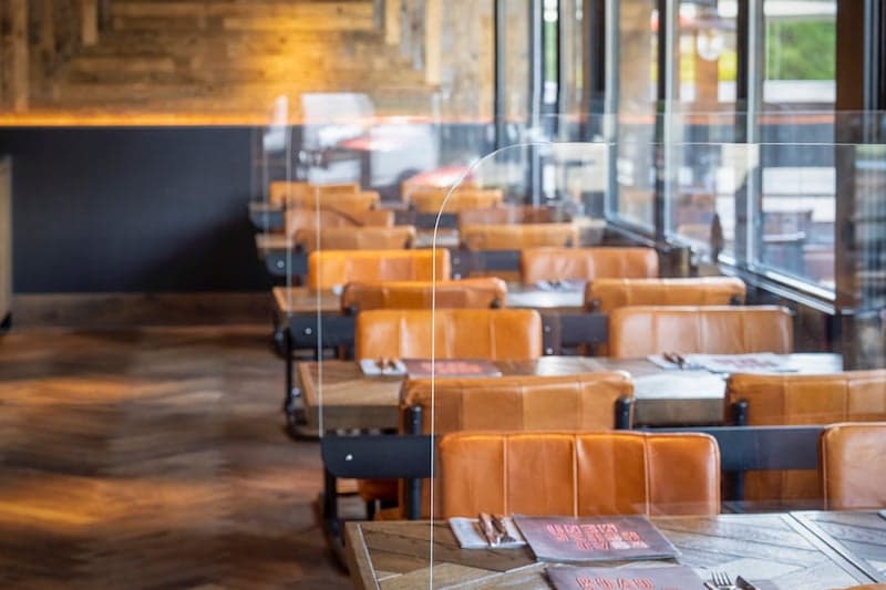 Des pauses sûres dans le restaurant d'entreprise