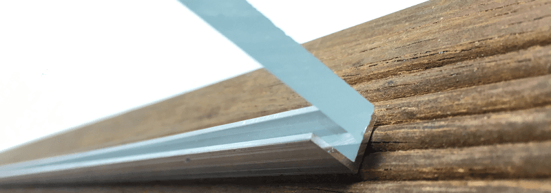 Fabrication d'un pare-vent en plexiglass etape 4