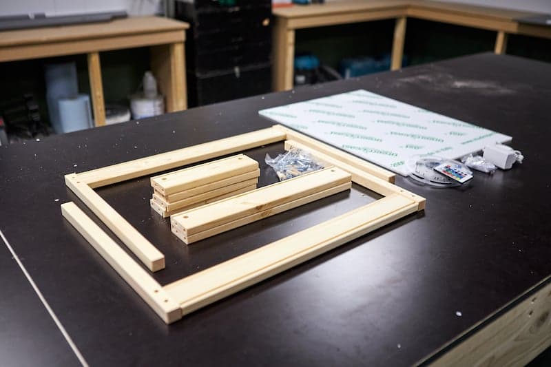 Fabriquer une table lumineuse fournitures