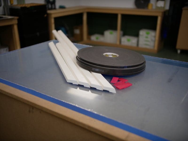 Il vous faudra pour fabriquer votre fenêtre de hangar