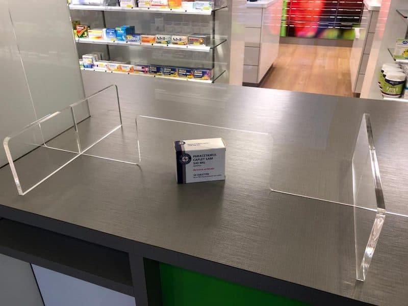Mur de protection plastique pharmacie