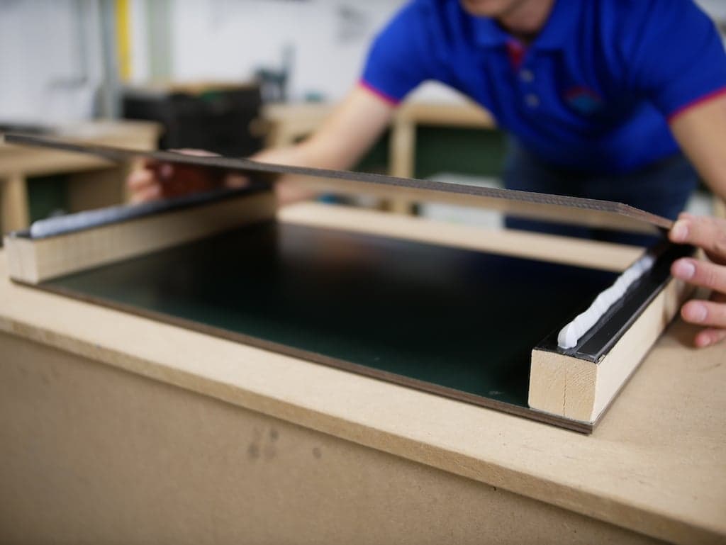 Trespa lijmen bevestigen trespa plaat