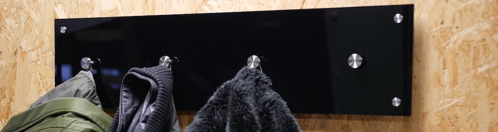 DIY porte manteau en plexiglass