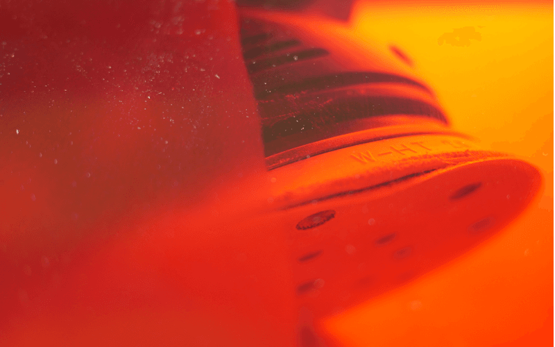 Dépolir du plexiglass