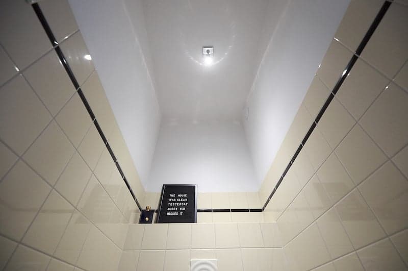 plafond de vos toilettes
