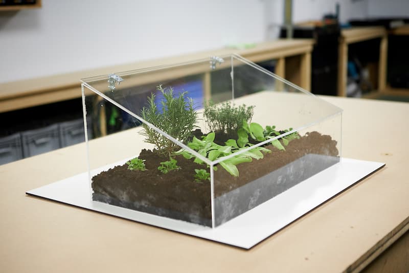 serre miniature en plexiglass